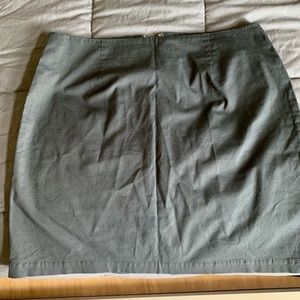 Black GAP mini skirt size 6